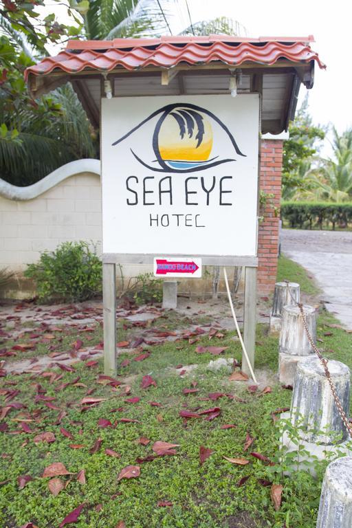 Sea Eye Hotel - Tropical Building Utila Exteriér fotografie